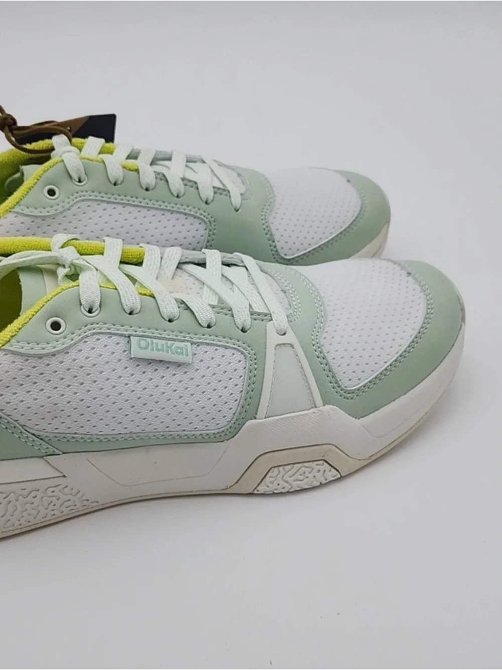 Olukai Anau Pickleball Shoes Bright White/ Pale Mint | Womens US8 EU38 NEW / NWT